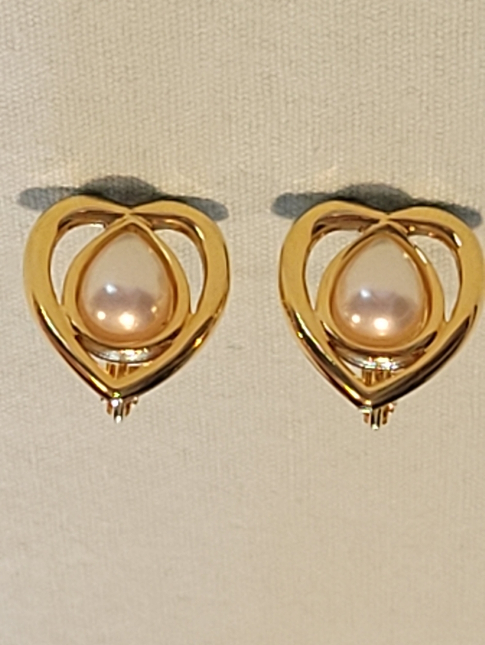 Vintage Beautiful Scrow back Clip  On Errings By J.S